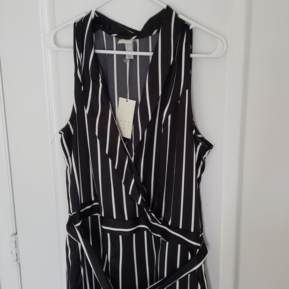 A new day black and white jumpsuit, size L - Picture 2 of 4